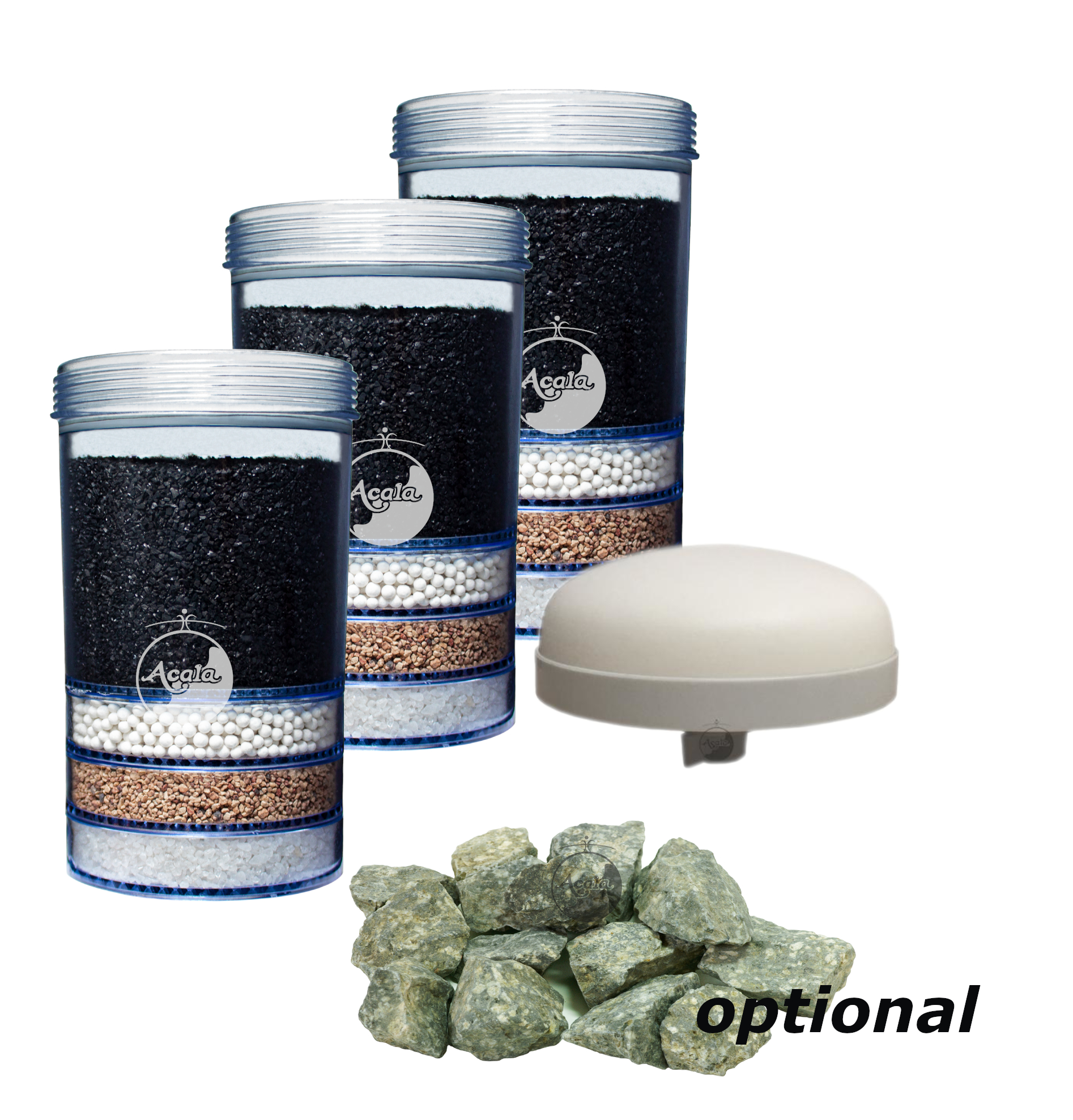 Jahrespaket Essence für AcalaQuell® Mini und Midi Drei Essence Filterkartuschen, ein Keramik Vorfilter und ein Haufen mit grau grünen Mineralsteinen.