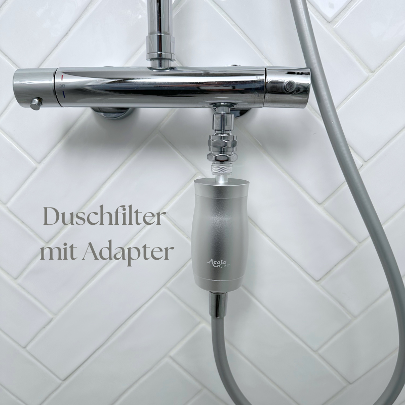 Duschfilter an der Mischbaterie mit Adapter