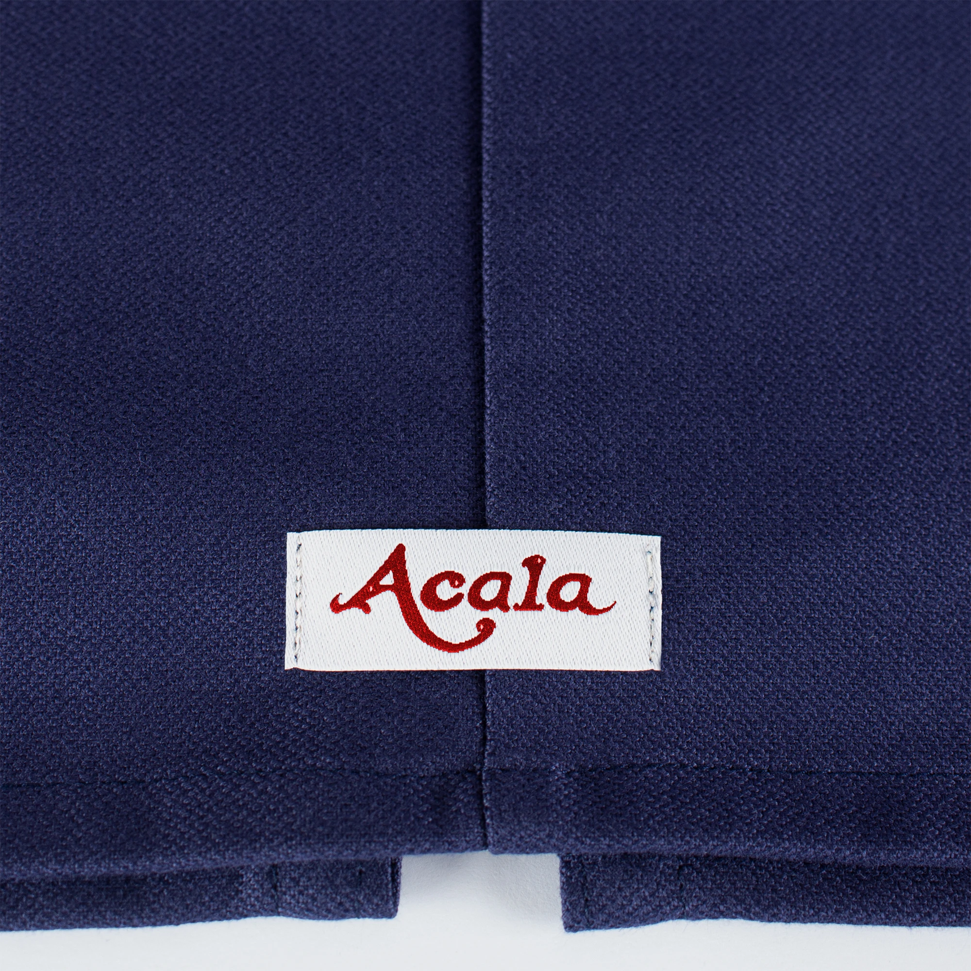 Großausschnitt des AcalaQuell Lichtschutz Überzuges für die Stand Wasserfilter.