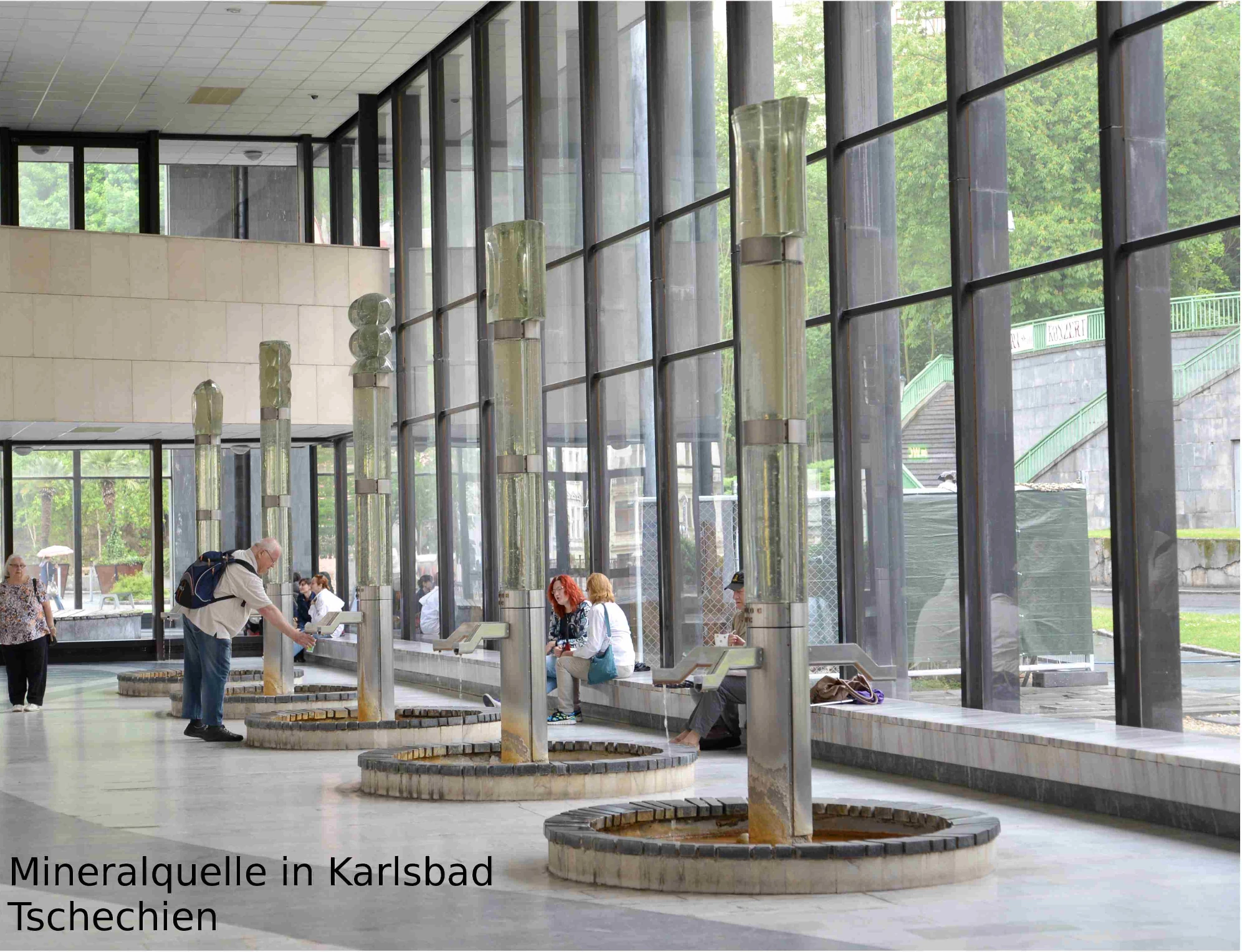 Bild der Mineralquelle in Karlsbad Bild der Mineralquelle in Karlsbad