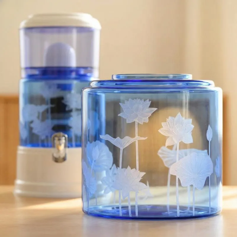 8Liter Glas mit Handgravur Lotus und Lotus Glas mit Smart