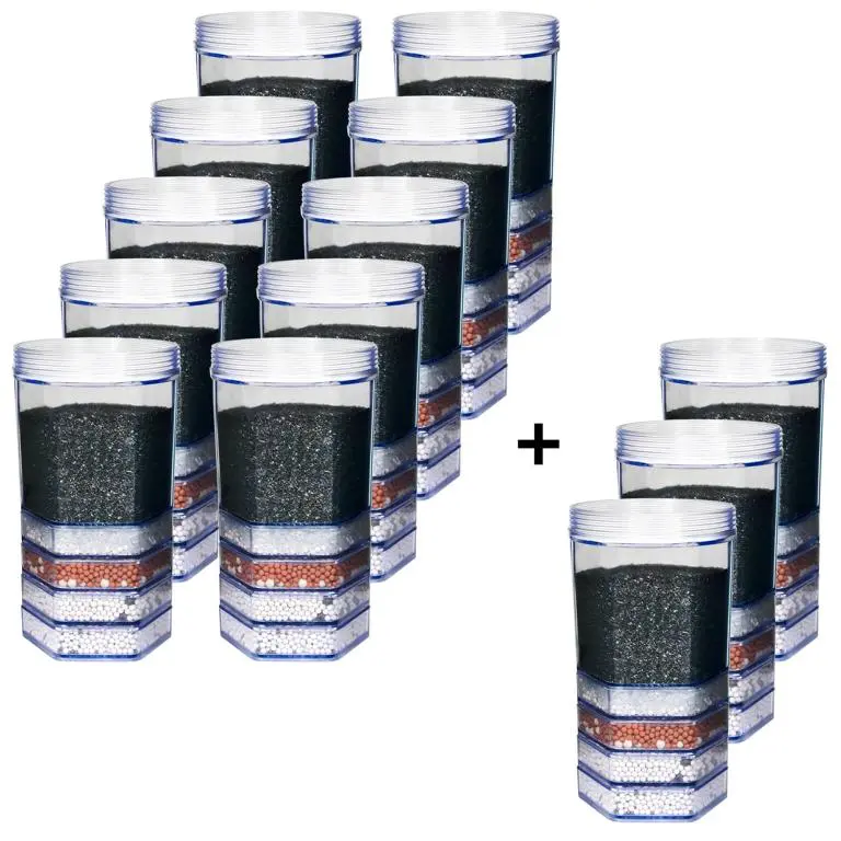 10 + 3 AcalaQuell® Advanced Kartusche für AcalaQuell® Advanced 13 Filterkartuschen für einen AcalaQuell Stand Wasserfilter Advanced vor weißem Hintergrund.