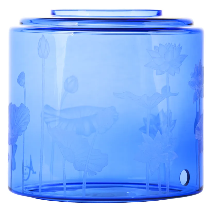 8Liter Glas mit Handgravur Lotus rechts