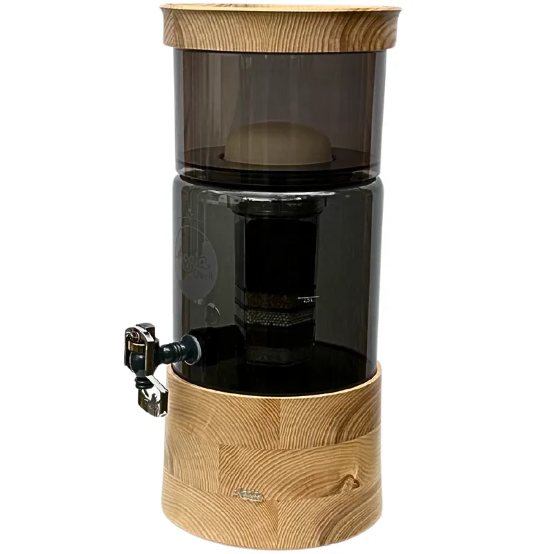 AcalaQuell Mini in Anthrazit mit Glastank, Deckel und flachem Sockel aus hellem Eschenholz