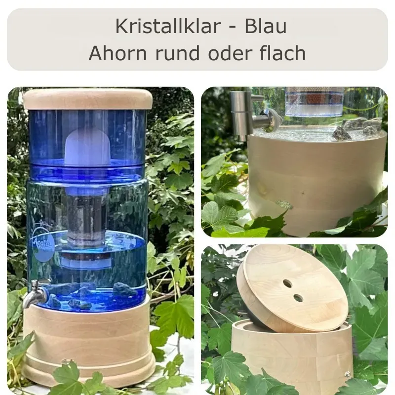 Übersicht AcalaQuell Smart Wasserfilter in klarem Glas mit flachem und rundem Deckel sowie Sockel aus Ahorn-Echtholz.