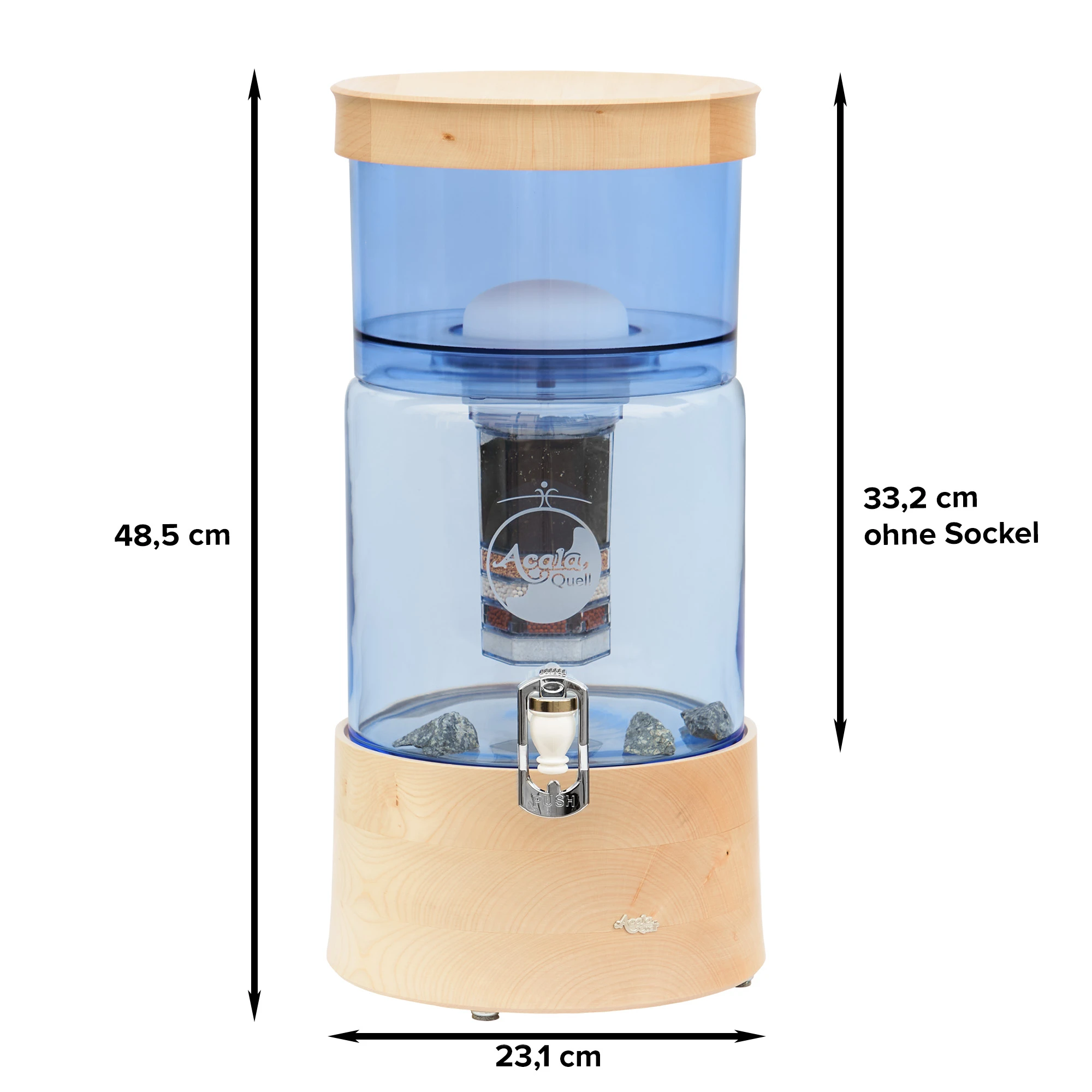 Zu sehen ist der AcalaQuell Mini in blau mit einer Filterkartusche, einem Keramikfilter und Hahn in weiß. Deckel und Sockel sind aus Ahorn Echtholz. Auf dem Sockel befindet sich ein silbernes Acala Logo. Seitlich und unten am Filter stehen Maße.