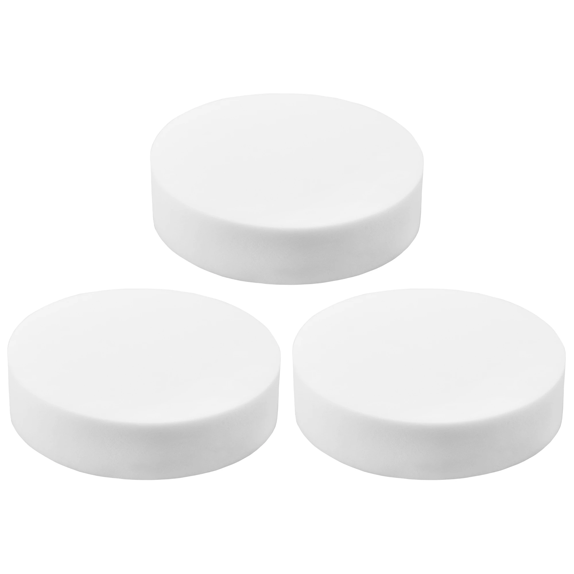 3er Set Mikroschwamm│Wasserfilter-Kannen Drei weiße Mikroschwämme vor weißem Hintergrund wie eine Pyramide angeordnet. Oben ein Mikroschwamm, darunter zwei Stück nebeneinander.