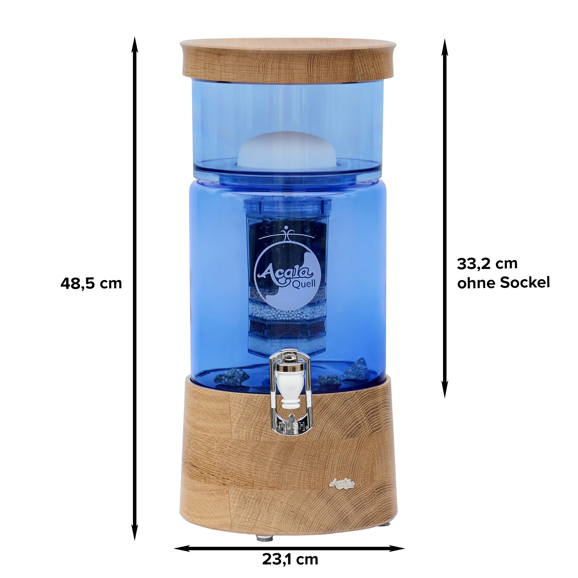 AcalaQuell Mini mit Glastank in blau und Echtholzsockel und Deckel aus Eiche, weißer Hintergrund. Mit schwarzen Pfeilen sind die Maße gekennzeichnet.