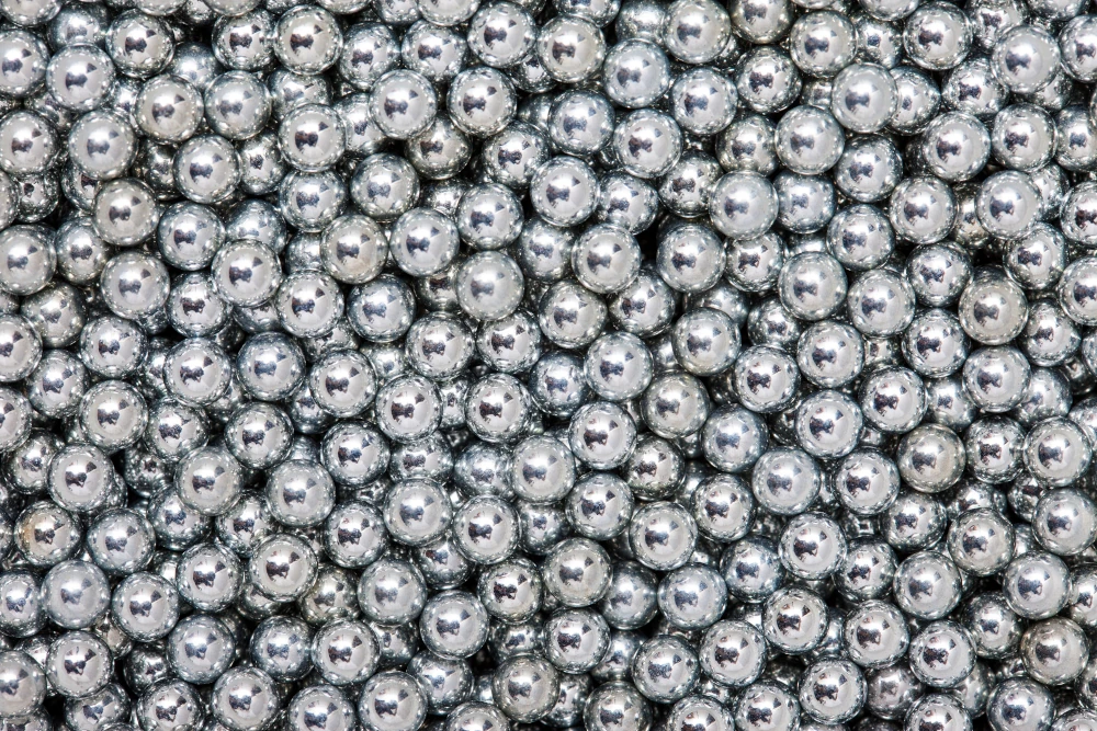 Das gesamte Bild ist voll mit kleinenEdelstahlkugeln zum reinigen